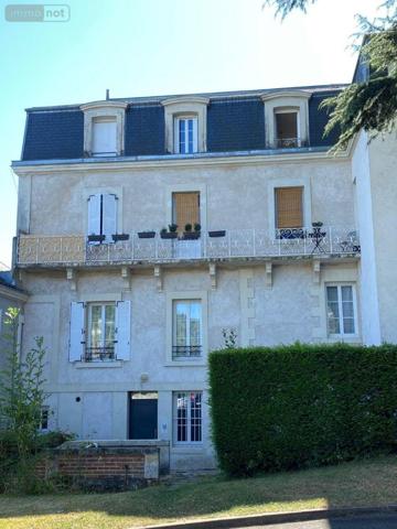 Appartement à vendre à Amboise dans l'Indre-et-Loire (37400), ref : 12101/1275   
CENTRE BOURG