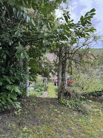 Le Thillay (95500) Terrain atypique