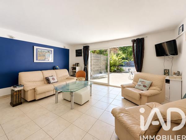 Maison à vendre 3 pièces 66 m² Saint-Cyr-sur-Mer