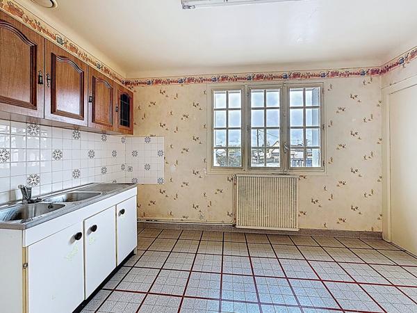 Maison Chateau Gontier Sur Mayenne 5 pièce(s) 105.15m2