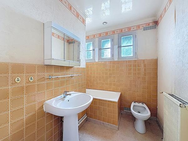 Maison Chateau Gontier Sur Mayenne 5 pièce(s) 105.15m2