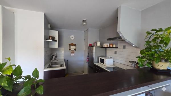 T3 récent et lumineux avec grand balcon et ascenseur , Saint herblain T3 récent et lumineux avec grand balcon et ascenseur , Saint herblain
