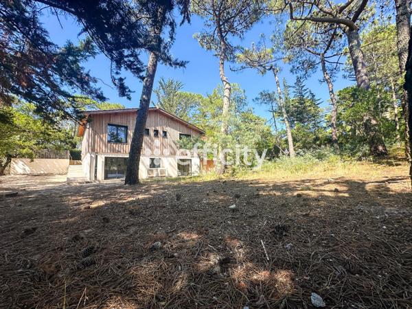 Maison 5 pièces - 140 m² Bien prestige