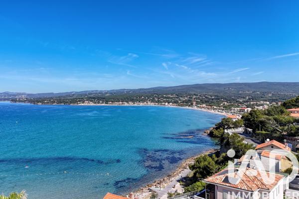 Maison à vendre 7 pièces 138 m² Saint-Cyr-sur-Mer