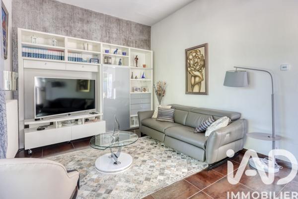 Maison à vendre 7 pièces 138 m² Saint-Cyr-sur-Mer