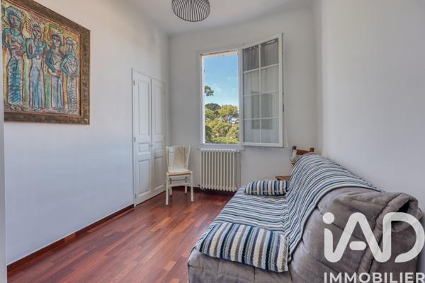 Maison à vendre 7 pièces 138 m² Saint-Cyr-sur-Mer