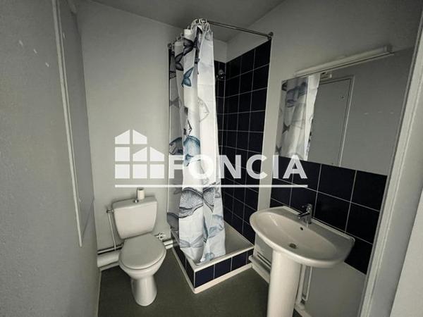 Location Studio 18.6 m² - 2 RUE DE BUCAREST Elancourt 78990