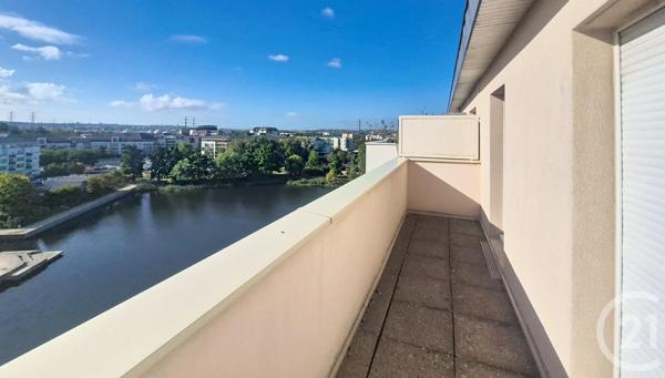 Appartement F5 à vendre  5 pièces - 99 m 2   CRETEIL  - 94