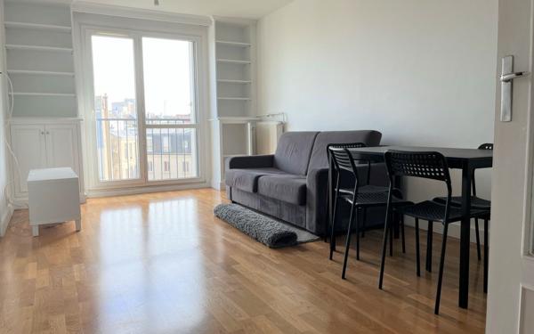 Appartement à vendre    1 pièce • 30,98 m2 Paris 11