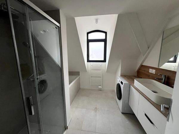 A LOUER : T4 à LILLE • Vauban / Esquermes • 1 900 € CC • Réf. 6068