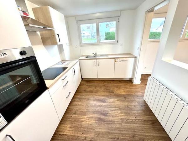 Le centre et les commodités à pieds - Maison rénovée 3 chambres