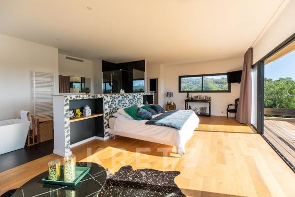 VILLA VUE MER AVEC PISCINE CHAUFFÉE