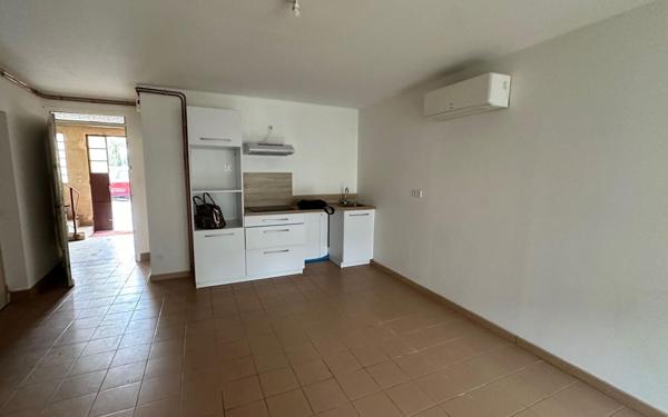 Appartement à louer    3 pièces • 60 m2 Nègrepelisse