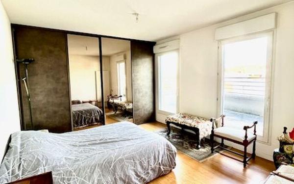 Appartement à vendre    3 pièces •  Champs-sur-Marne