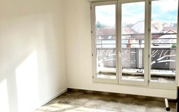 Appartement à vendre    3 pièces •  Champs-sur-Marne