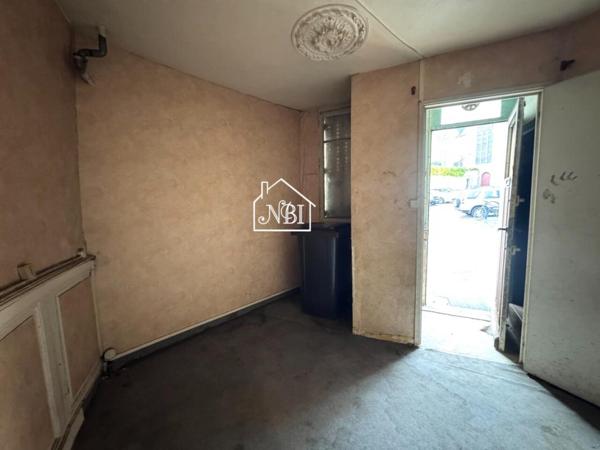 À VENDRE Immeuble 4 niveaux HYPER CENTRE LAVAL