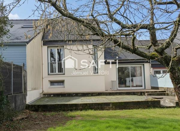 Maison 2 chambres avec garage et jardin clos à Ernée