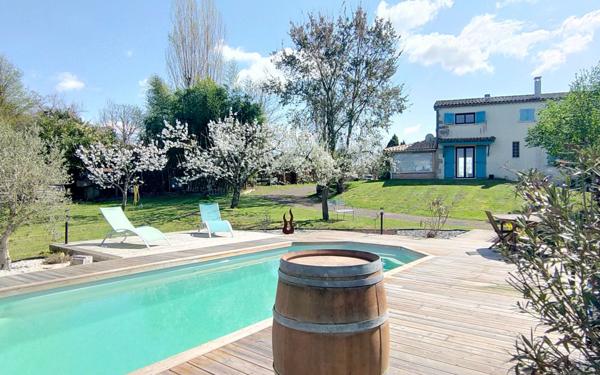 Maison à vendre    7 pièces •  Caussade