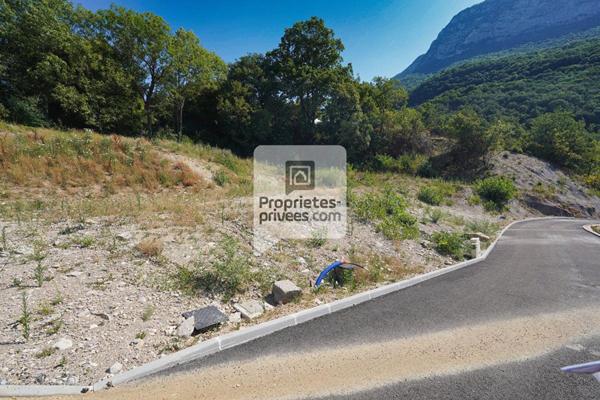 Fontanil-Cornillon ? Terrain d'exception viabilisé 2185m2
