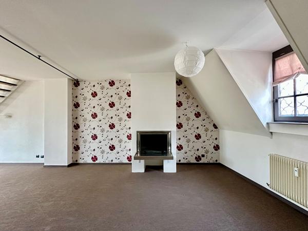 Vieux Lille , très bel appartement de 68, 81 m² loi carrez, en duplex au dernier étage d'une résidence sécurisée avec ascenseur , 2 chambres, une cave Lille Vieux Lille , très bel appartement de 68, 81 m² loi carrez, en duplex au dernier étage d'une résidence sécurisée avec ascenseur , 2 chambres, une cave Lille