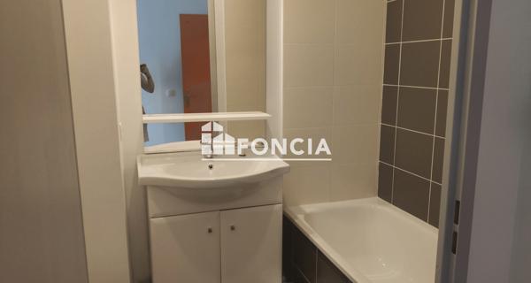 Location Studio meublé 18.35 m² - Grenoble 38000