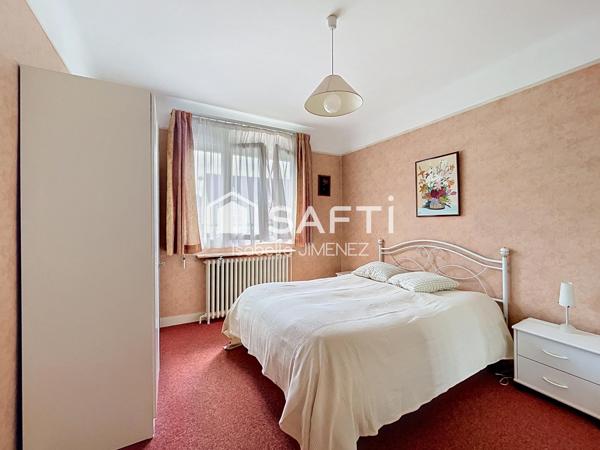 Superbe parcelle proche de tous et maison saine
