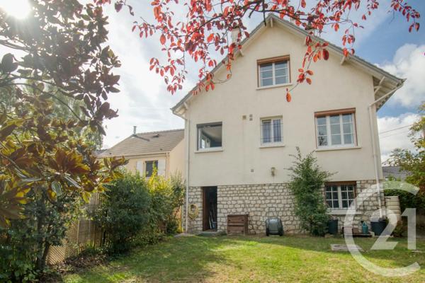 Maison à vendre  5 pièces - 151 m 2   ST LEU LA FORET  - 95