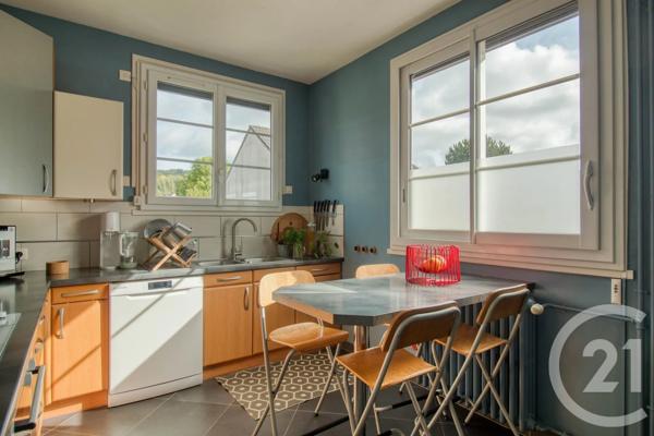 Maison à vendre  5 pièces - 151 m 2   ST LEU LA FORET  - 95