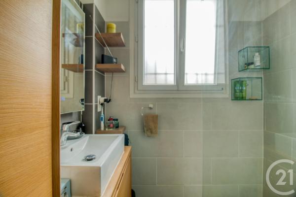 Maison à vendre  5 pièces - 151 m 2   ST LEU LA FORET  - 95
