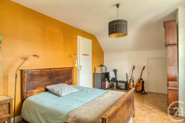 Maison à vendre  5 pièces - 151 m 2   ST LEU LA FORET  - 95