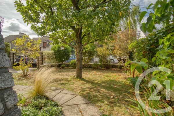Maison à vendre  5 pièces - 151 m 2   ST LEU LA FORET  - 95