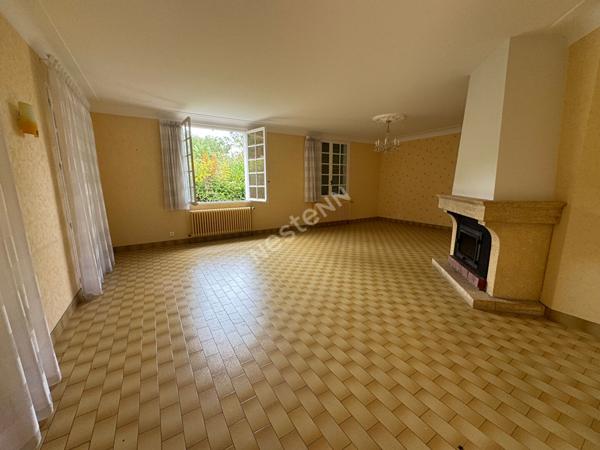 Maison Vouneuil Sous Biard 6 pièce(s) 149 m2