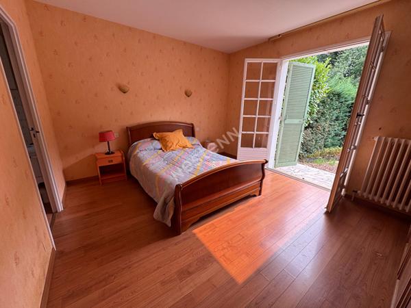 Maison Vouneuil Sous Biard 6 pièce(s) 149 m2