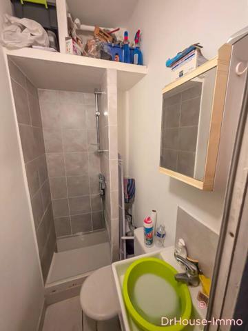 Bureau à vendre 1 pièce de 18 m²