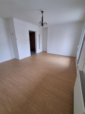 Appartement à louer à Bourg-en-Bresse dans l'Ain (01000), ref : 01083-L136