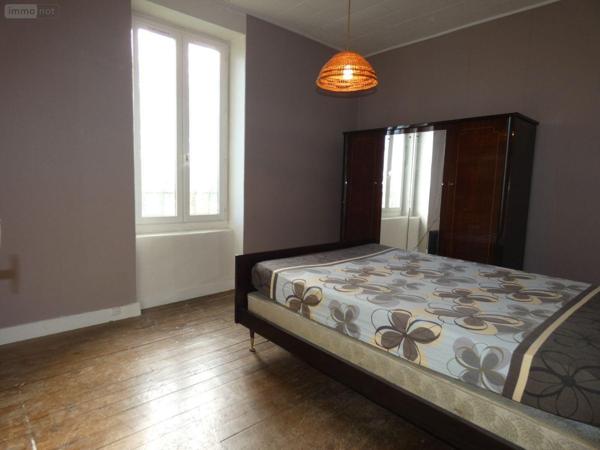 Maison de ville à vendre à Clermont-Ferrand dans le Puy-de-Dôme (63100), ref : 13352/437   
La Plaine