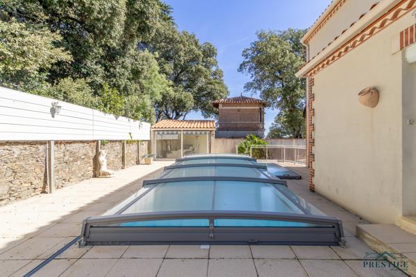 GOURMALON - VILLA FACE MER- 156 M2 HABITABLES - PISCINE - TERRAIN 502 M2