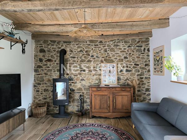 Magnifique longère partiellement rénovée