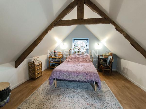 Magnifique longère partiellement rénovée