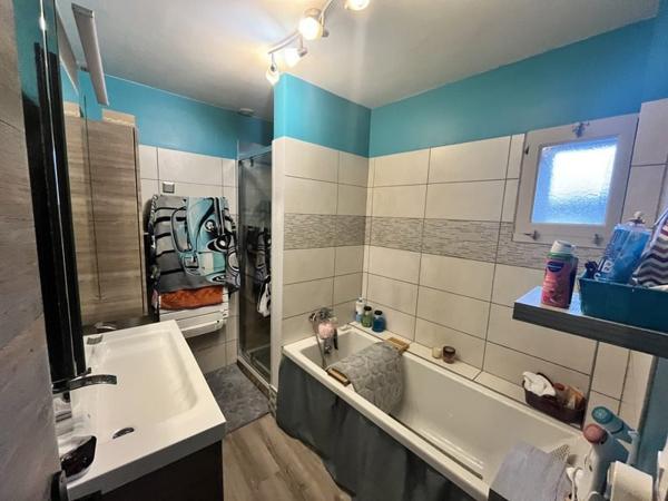 Maison à vendre |  Saint-Jean-d'Angély |  4 pièces | 95 m²