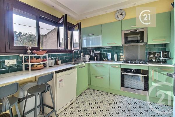 Maison à vendre  6 pièces - 93,09 m2 LES PAVILLONS SOUS BOIS - 93