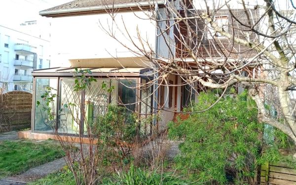 Maison à vendre    6 pièces • 100 m2 Dijon