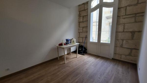 24100 Appartement centre de Bergerac 3 pièces 80.40 m2  rénové parfait état