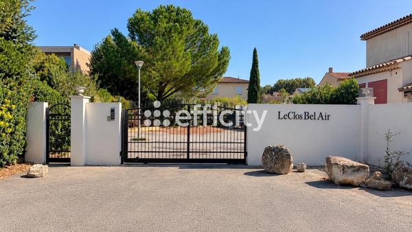 Maison
         4 pièces
        - 83 m² 449 000 € *