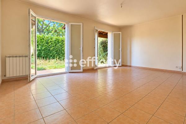 Maison
         4 pièces
        - 83 m² 449 000 € *