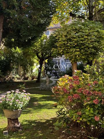 Maison 9 pièce(s) 4 chambre(s) 228 m²