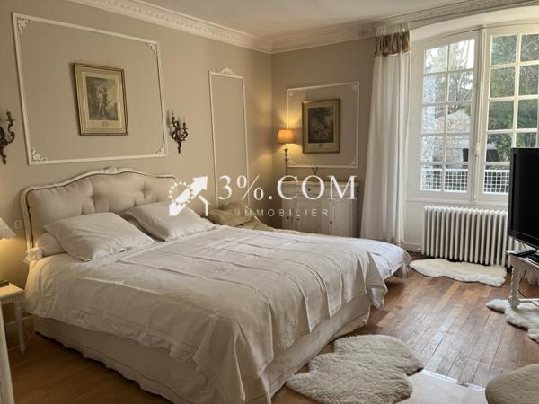 Maison 9 pièce(s) 4 chambre(s) 228 m²