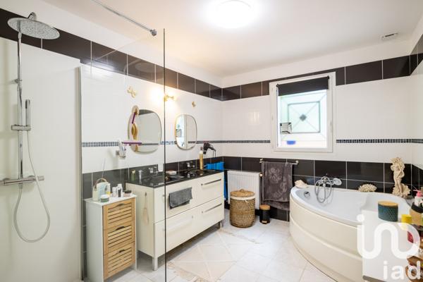 Maison à vendre 6 pièces 166 m² Montauban