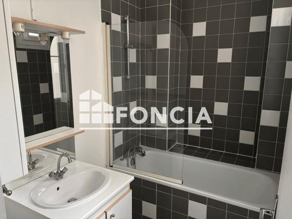 Location Appartement 2 pièces 45.7 m² - 14 BIS RUE TORRICELLI Paris 75017