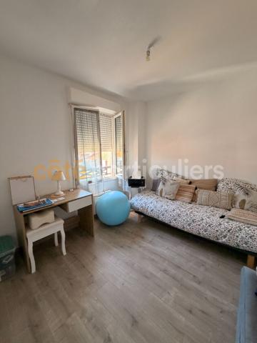 Location
                Maison64,39 m² - 3 Pièces -
                    SOULAC SUR MER (33780)